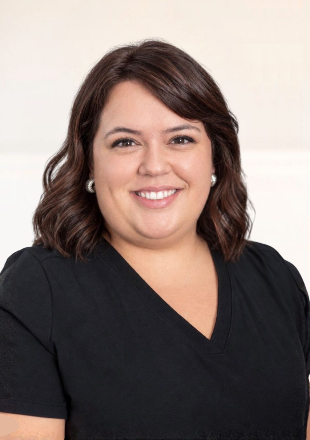 Lindsay's Headshot - edited